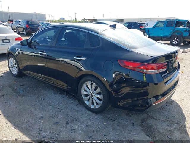 5XXGT4L31JG239964 KIA Optima S