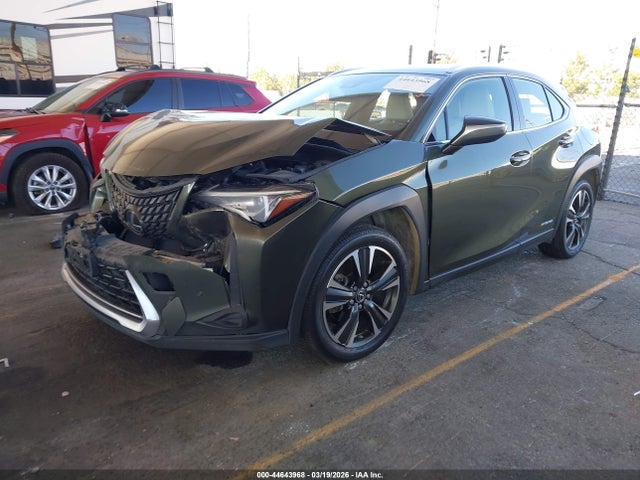 Lexus UX 250H 2022 JTHX9JBH6N2060484 Image 2