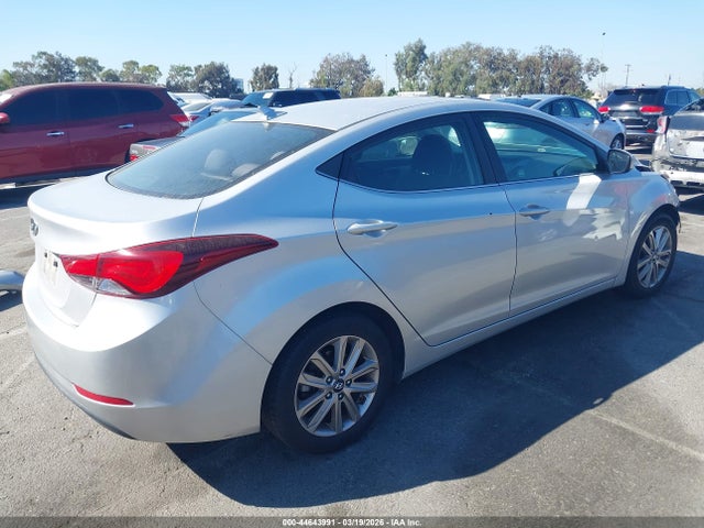 Hyundai ELANTRA SE 2015 5NPDH4AE1FH555479 Image 4