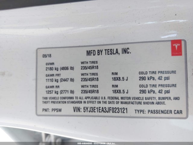 44644000 :رقم المزاد ، 5YJ3E1EA3JF023121 vin ، 2018 Tesla Model 3 Long Range/mid Range مزاد بيع