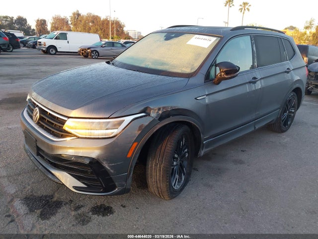 Продаж на аукціоні авто 2022 Volkswagen Tiguan 2.0t Se R-line Black, vin: 3VV8B7AX0NM072047, номер лоту: 44644020