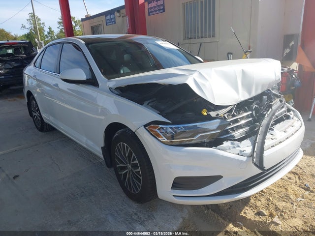 Продажа на аукционе авто 2020 Volkswagen Jetta 1.4t R-line/1.4t S/1.4t Se, vin: 3VWCB7BU0LM060939, номер лота: 44644052