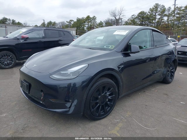 44644101 :رقم المزاد ، 7SAYGDEE6SF258220 vin ، 2025 Tesla Model Y Long Range Dual Motor All-wheel Drive مزاد بيع