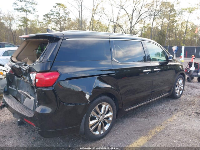 2018 KIA SEDONA KNDME5C14J6394217 Photo 3