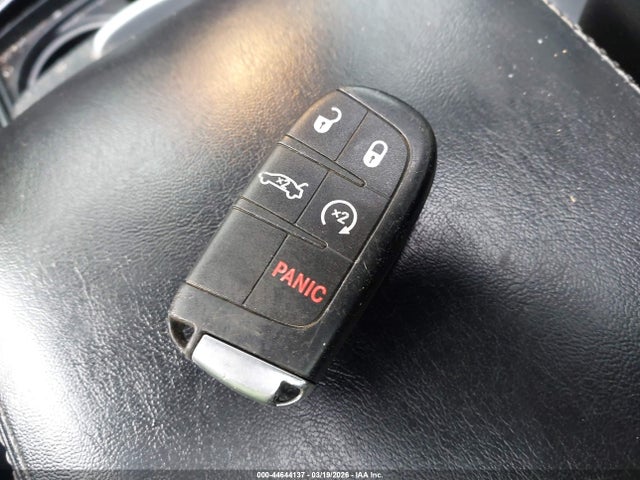 Продажа на аукционе авто 2020 Chrysler 300, vin: 2C3CCABT5LH239064, номер лота: 44644137