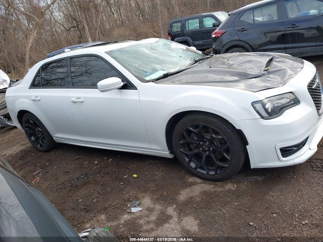Продажа на аукционе авто 2020 Chrysler 300, vin: 2C3CCABT5LH239064, номер лота: 44644137