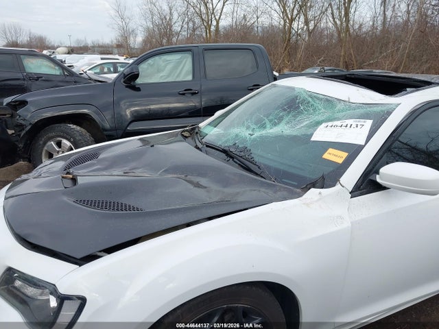 Продажа на аукционе авто 2020 Chrysler 300, vin: 2C3CCABT5LH239064, номер лота: 44644137