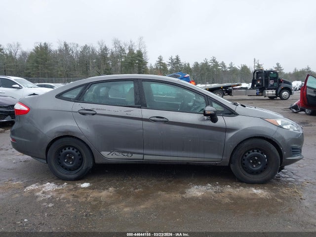 Ford FIESTA SE 2014 3FADP4BJXEM215633 Image 14