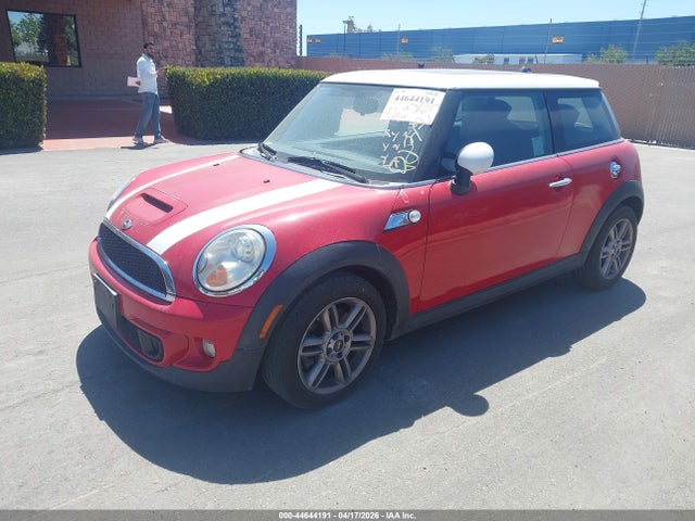 2012 MINI COOPER S WMWSV3C55CT385381 Photo 1