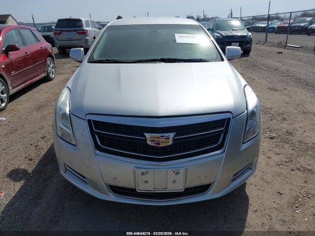44644218 :رقم المزاد ، 2G61M5S38H9158359 vin ، 2017 Cadillac Xts Luxury مزاد بيع