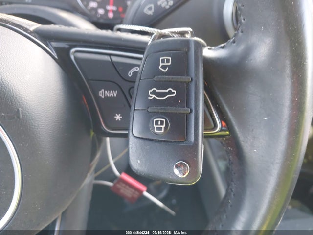 2017 AUDI A3 WAUAUGFFXH1041333 Photo 10
