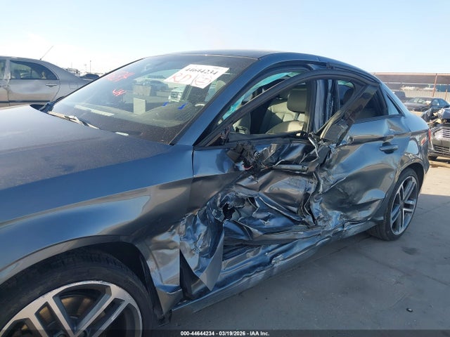 2017 AUDI A3 WAUAUGFFXH1041333 Photo 5