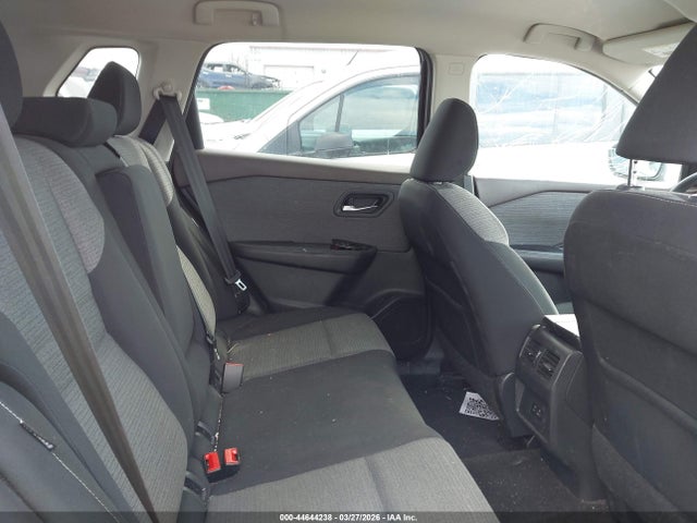 44644238 :رقم المزاد ، 5N1AT3BB1MC738093 vin ، 2021 Nissan Rogue Sv Intelligent Awd مزاد بيع