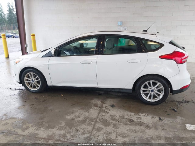 Ford FOCUS SE 2015 1FADP3KE3FL241894 Image 14