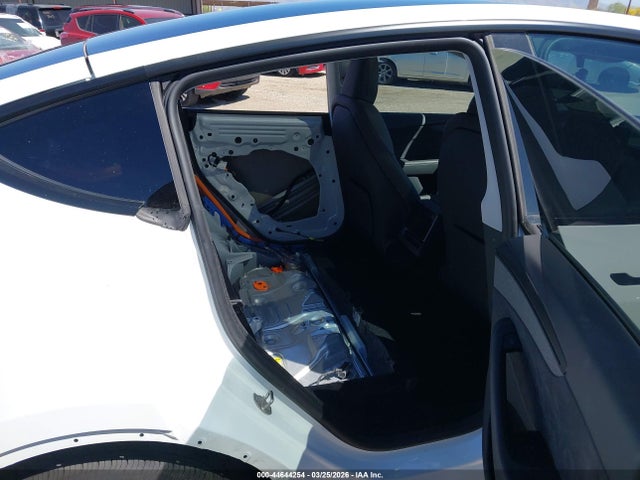 44644254 :رقم المزاد ، 7SAYGDED2TF407747 vin ، 2026 Tesla Model Y Premium Rear-wheel Drive/standard Rear-wheel Drive مزاد بيع