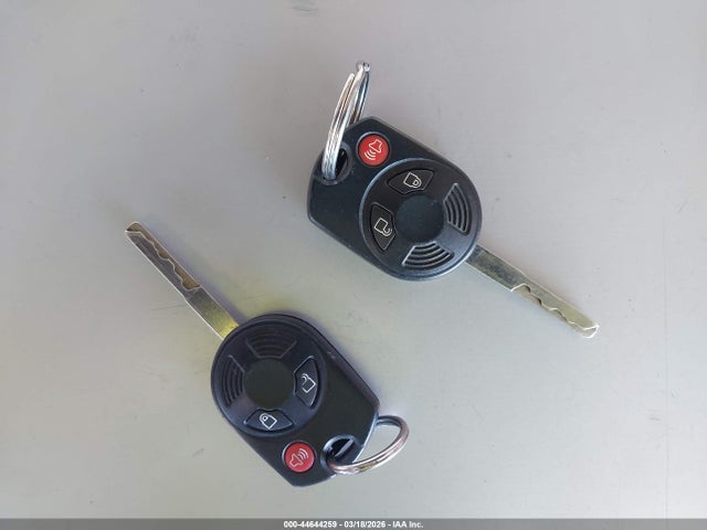 1FMCU9GX8FUA44334 Ford ESCAPE SE