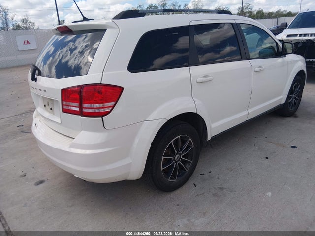 Dodge JOURNEY SE 2018 3C4PDCAB1JT303457 Image 4