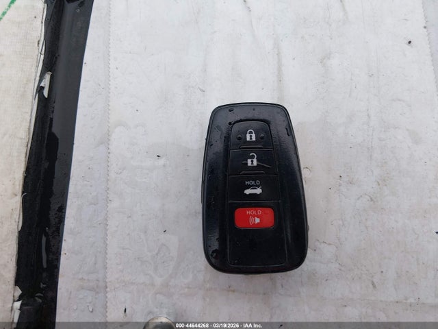 4T1B61HK1KU739064 Toyota CAMRY XSE