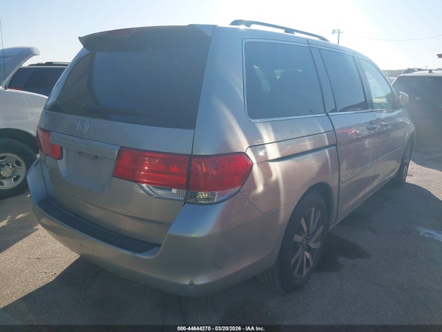 44644270 :رقم المزاد ، 5FNRL38638B108652 vin ، 2008 Honda Odyssey Ex-l مزاد بيع