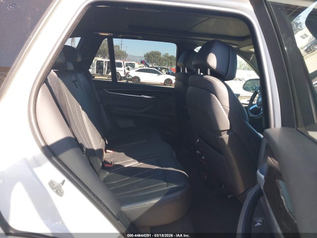 2018 BMW X5 5UXKR0C57J0Y03720 Photo 7
