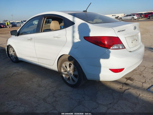 Продажа на аукционе авто 2013 Hyundai Accent Gls, vin: KMHCU4AE9DU376063, номер лота: 44644296