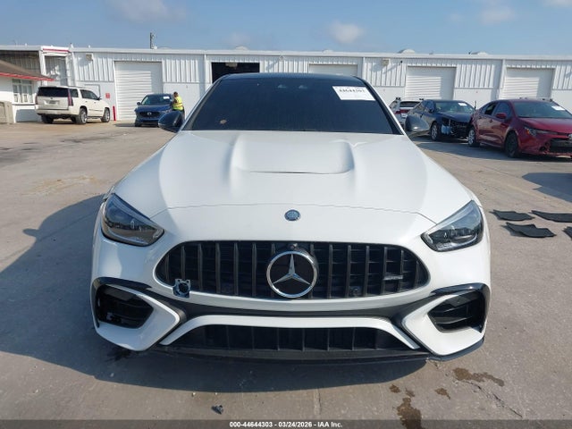 W1KAF8AB3RR221754 Mercedes-Benz Amg C 63 S E Performance