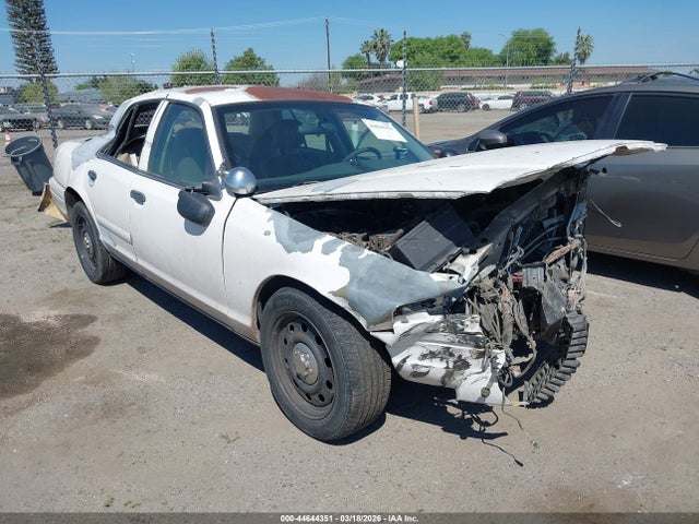 2006 FORD CROWN VICTORIA 2FAFP71W46X157144