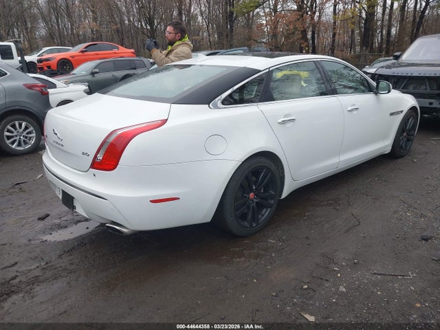2014 JAGUAR XJ SAJWA2GZ0E8V70033 Photo 3