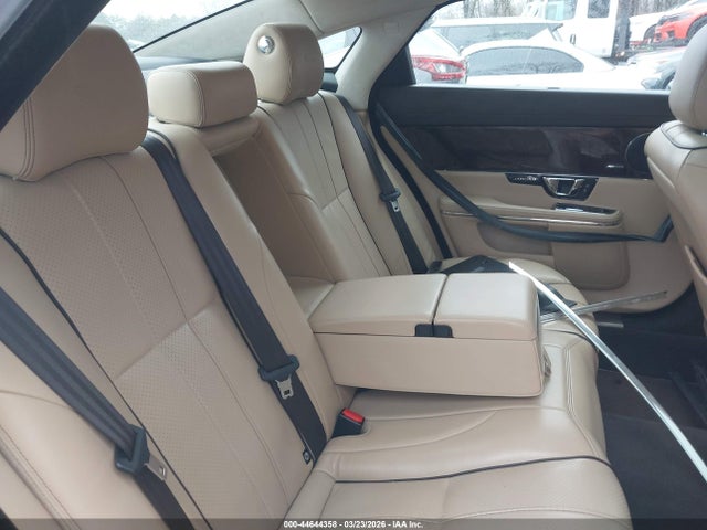 2014 JAGUAR XJ SAJWA2GZ0E8V70033 Photo 7