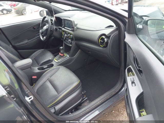 2018 HYUNDAI KONA KM8K3CA55JU148081 Photo 4