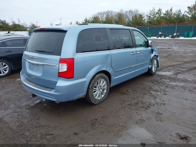 2016 Chrysler Town & Country Limited მანქანა იყიდება აუქციონზე, vin: 2C4RC1JG1GR177348, აუქციონის ნომერი: 44644460