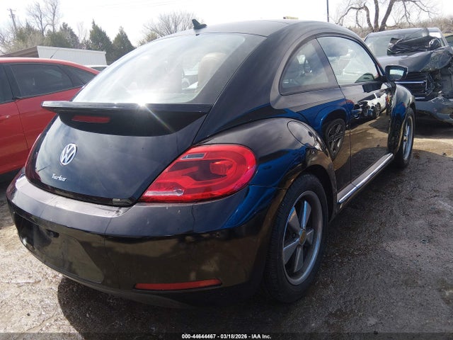 44644467 :رقم المزاد ، 3VWF17AT4GM638958 vin ، 2016 Volkswagen Beetle 1.8t Classic مزاد بيع