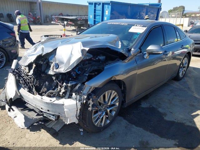 JTDAAAAA4MA003028 Toyota Mirai Xle