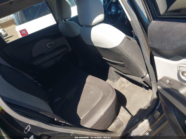 KIA Soul 2016 KNDJN2A29G7238772 Image 8
