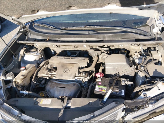 Toyota RAV4 LE 2015 JTMZFREVXFD079029 Image 10