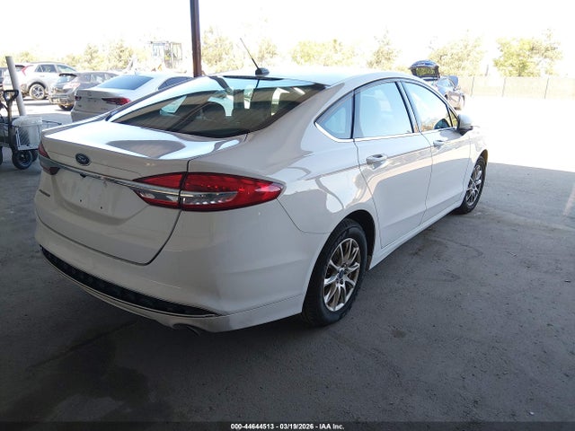 Ford FUSION S 2017 3FA6P0G74HR190332 Image 4