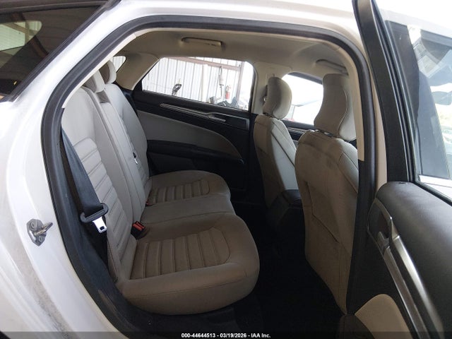Ford FUSION S 2017 3FA6P0G74HR190332 Image 8