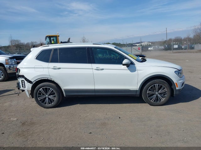 Продажа на аукционе авто 2019 Volkswagen Tiguan 2.0t Se/2.0t Sel/2.0t Sel R-line/2.0t Sel R-line Black, vin: 3VV2B7AX1KM022257, номер лота: 44644537