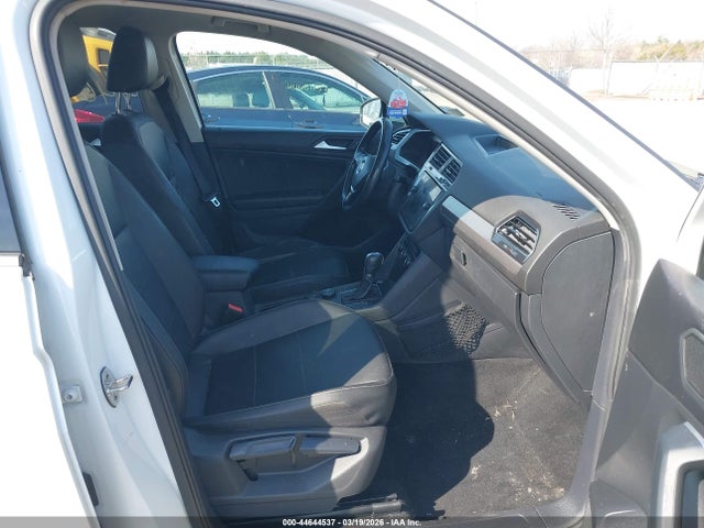 Продажа на аукционе авто 2019 Volkswagen Tiguan 2.0t Se/2.0t Sel/2.0t Sel R-line/2.0t Sel R-line Black, vin: 3VV2B7AX1KM022257, номер лота: 44644537