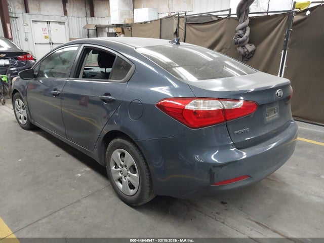 2016 KIA FORTE KNAFK4A6XG5496384 Photo 2
