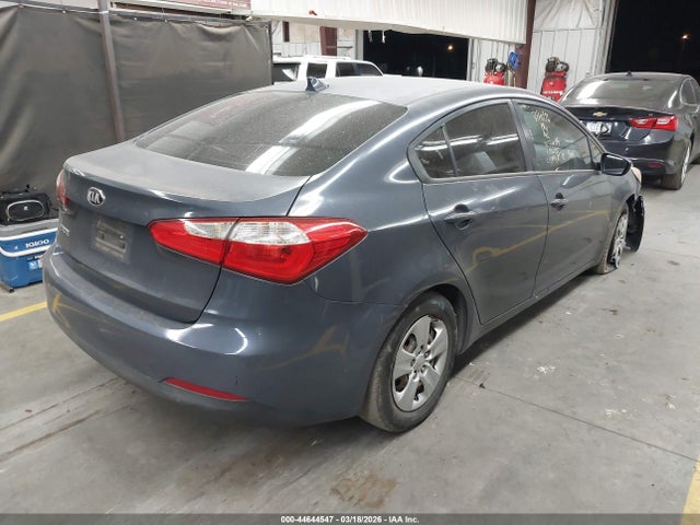 2016 KIA FORTE KNAFK4A6XG5496384 Photo 3