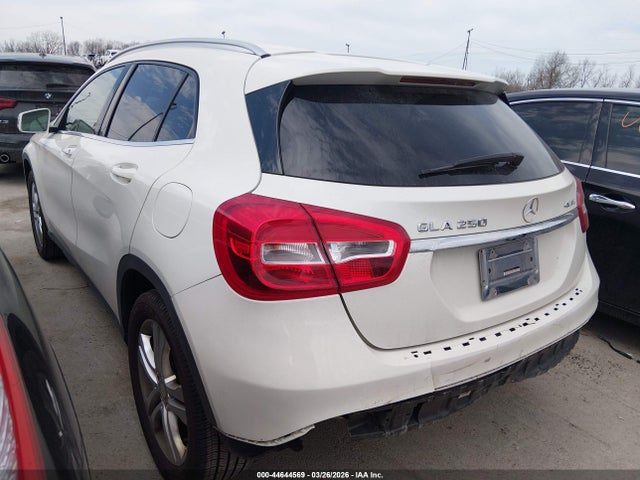 Продажа на аукционе авто 2015 Mercedes-benz Gla 250 4matic, vin: WDCTG4GB4FJ078219, номер лота: 44644569