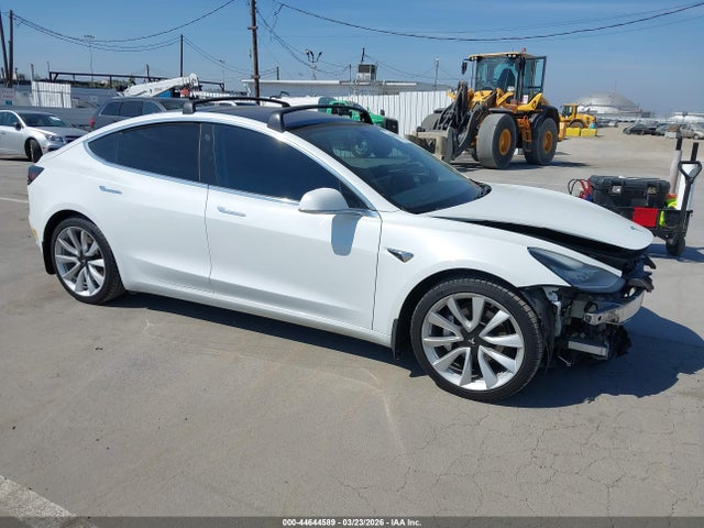 2018 TESLA MODEL 3 5YJ3E1EB1JF067515