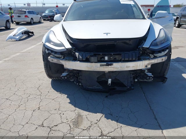 2018 TESLA MODEL 3 5YJ3E1EB1JF067515 Photo 5