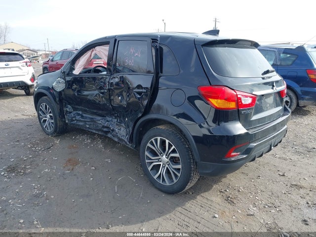 44644595 :رقم المزاد ، JA4AP3AU5JU019764 vin ، 2018 Mitsubishi Outlander Sport 2.0 Es/2.0 Le مزاد بيع