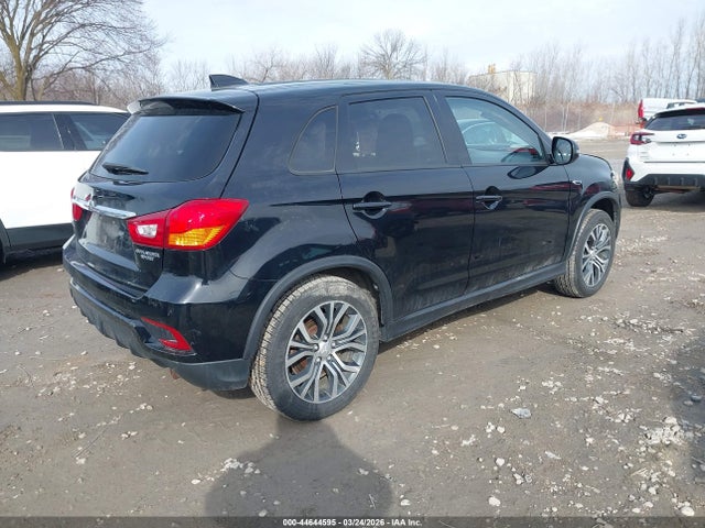 44644595 :رقم المزاد ، JA4AP3AU5JU019764 vin ، 2018 Mitsubishi Outlander Sport 2.0 Es/2.0 Le مزاد بيع