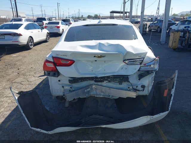 1G1ZD5ST2PF154015 Chevrolet Malibu Fwd 1lt