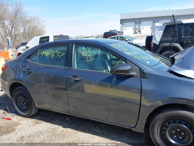 2017 Toyota Corolla Le მანქანა იყიდება აუქციონზე, vin: 2T1BURHE3HC940604, აუქციონის ნომერი: 44644637