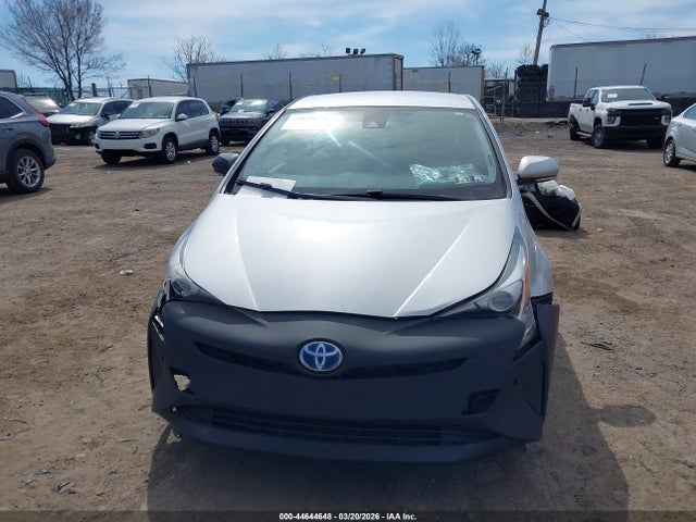 Toyota Prius Two 2018 JTDKBRFU6J3062536 Image 11