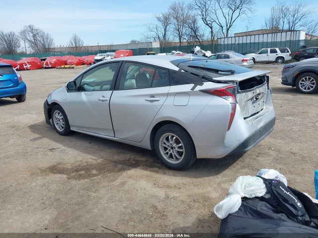 Toyota Prius Two 2018 JTDKBRFU6J3062536 Image 3